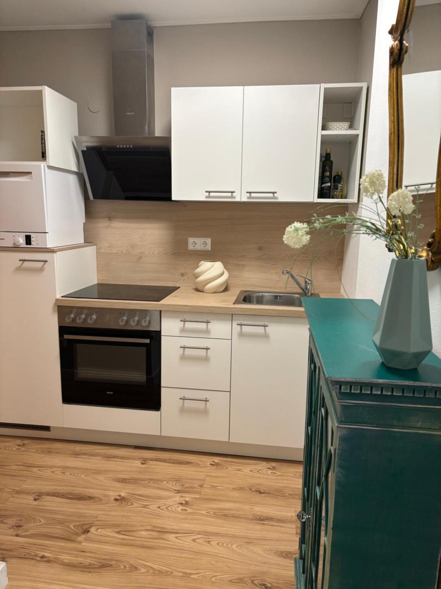 Apartamento Glanz Und Gloria Velden! Woerthersee In 5 Min Zu Fuss Erreichbar! *